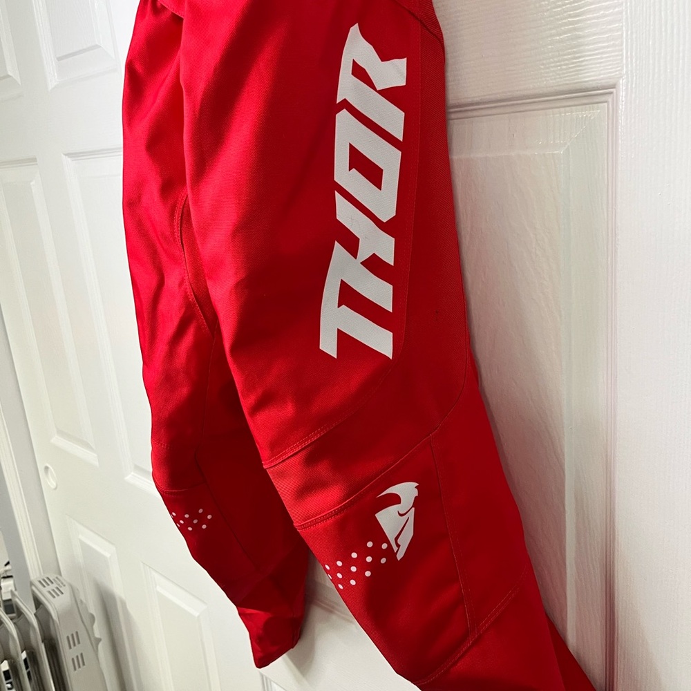 Thor Youth Motocross Pants Size 28 w/ Elbow & Shin Guards Dirt Bike Gear Set